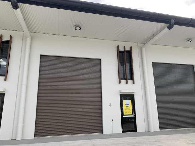 Click to view all images 4/60 Evans Drive Caboolture QLD 4510 - Image 2