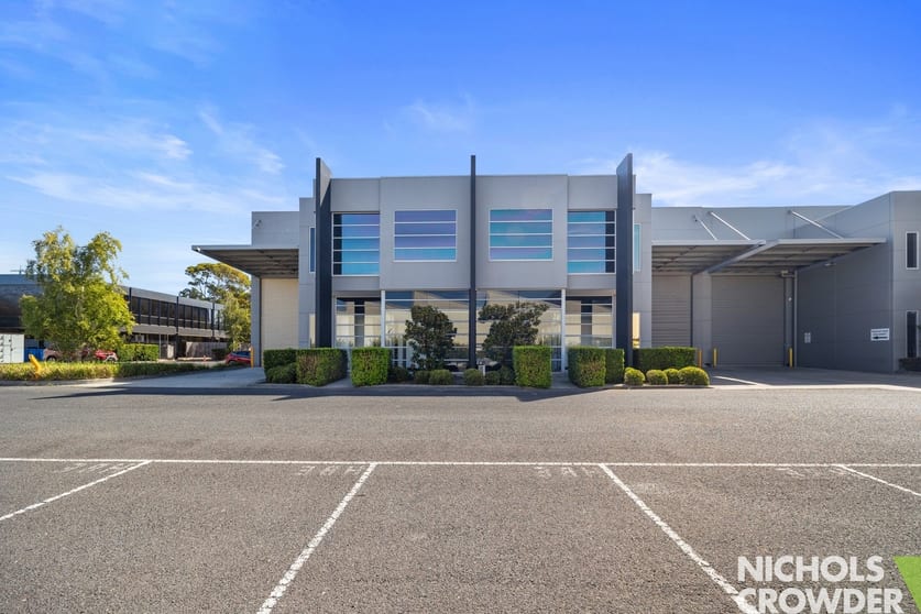 Click to view all images 2&3/47 Wangara Road Cheltenham VIC 3192 - Image 2