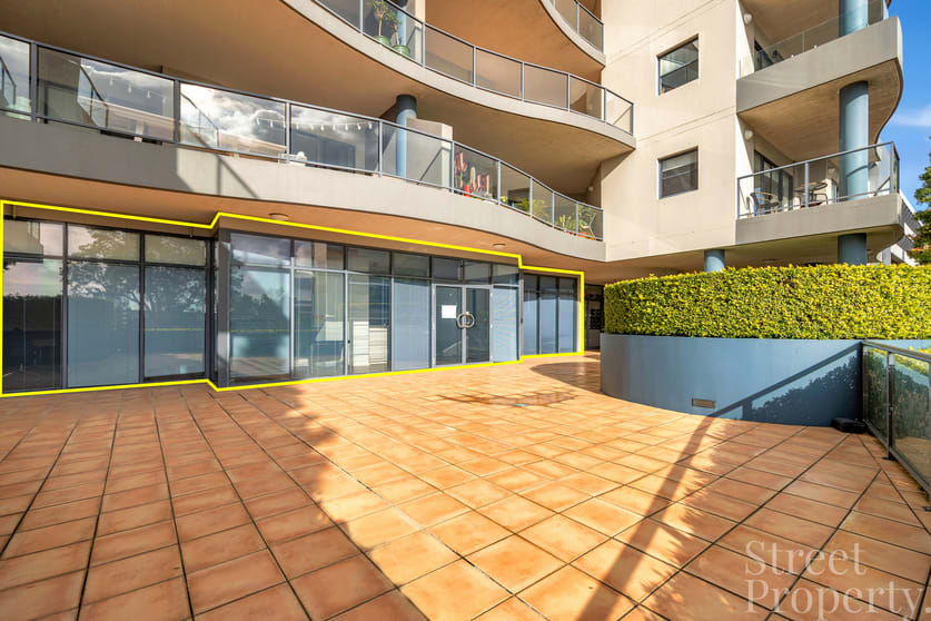 Click to view all images 2/265 Wharf Road Newcastle NSW 2300 - Image 2