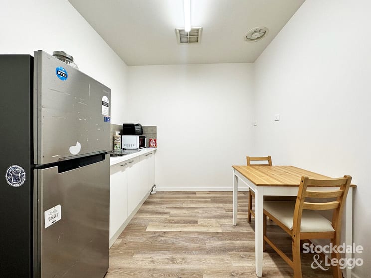 Click to view all images 6 / 302-308 Wyndham Street Shepparton VIC 3630 - Image 3