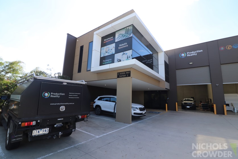 Click to view all images 1 or 2/8 Access Way Carrum Downs VIC 3201 - Image 2