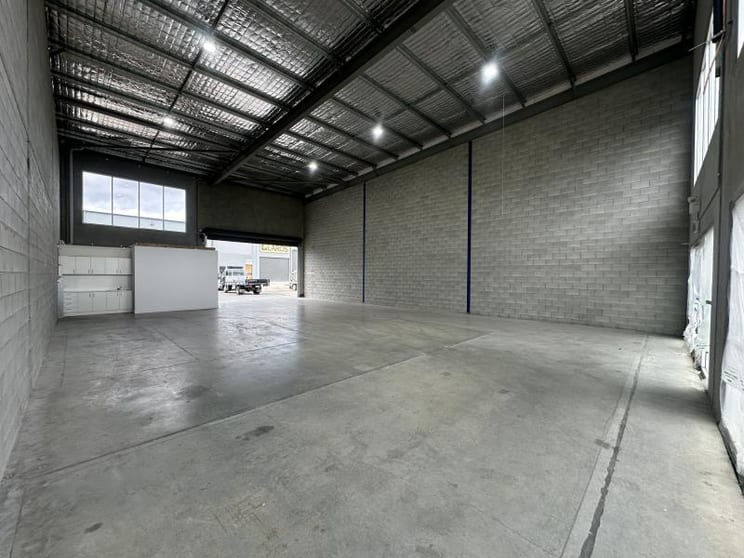 8 Beaconsfield Street Fyshwick ACT 2609 - Image 3