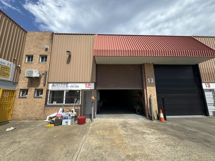 Click to view all images Unit 12/16-18 Alfred Road Chipping Norton NSW 2170 - Image 1