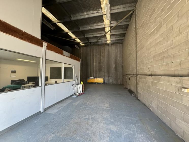 Unit 12/16-18 Alfred Road Chipping Norton NSW 2170 - Image 3