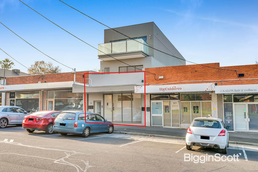 Click to view all images 15 McKeon Rd Mitcham VIC 3132 - Image 1