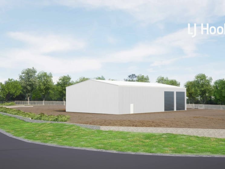 Click to view all images 32-34 Wormwell Drive Roma QLD 4455 - Image 3