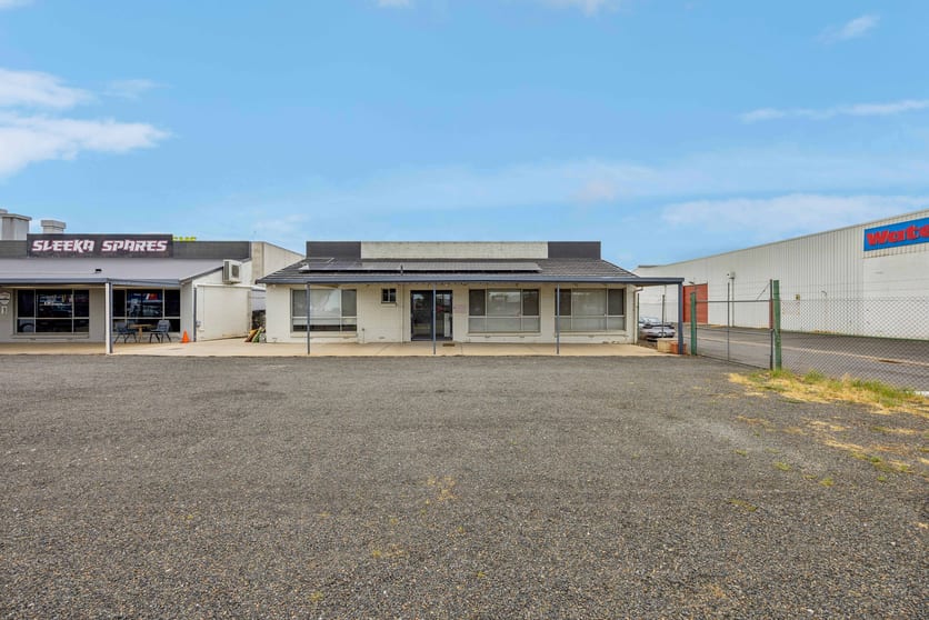 Click to view all images 1/1391 Main North Road Para Hills West SA 5096 - Image 1