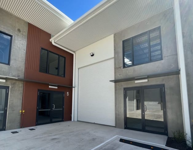 Click to view all images 5/6 Strong Street Baringa QLD 4551 - Image 1
