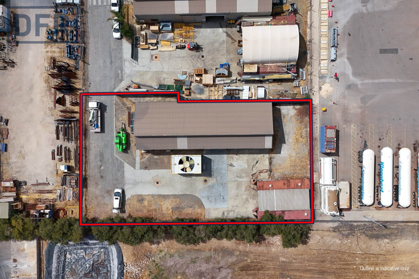 Click to view all images 10/32 Beach Street Kwinana Beach WA 6167 - Image 2