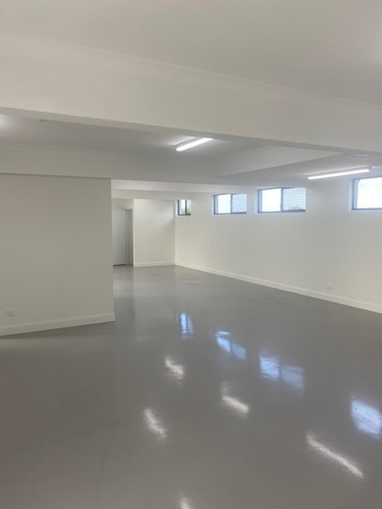 Click to view all images 53 Pappas Way Carrara QLD 4211 - Image 3