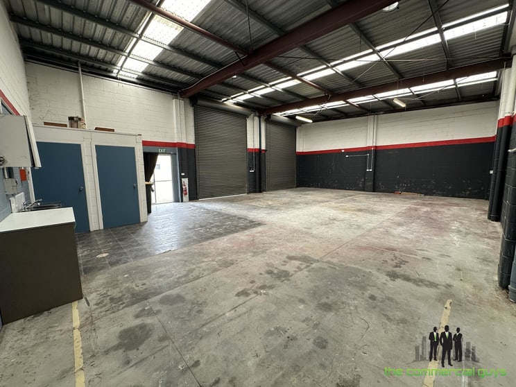 Click to view all images 4/13 Industry Dr Caboolture QLD 4510 - Image 3