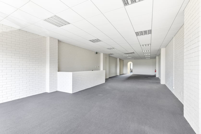 Click to view all images 1/111 Canterbury Road Heathmont VIC 3135 - Image 3