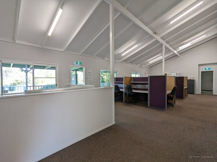 Click to view all images 17 Freighter Avenue Wilsonton QLD 4350 - Image 3
