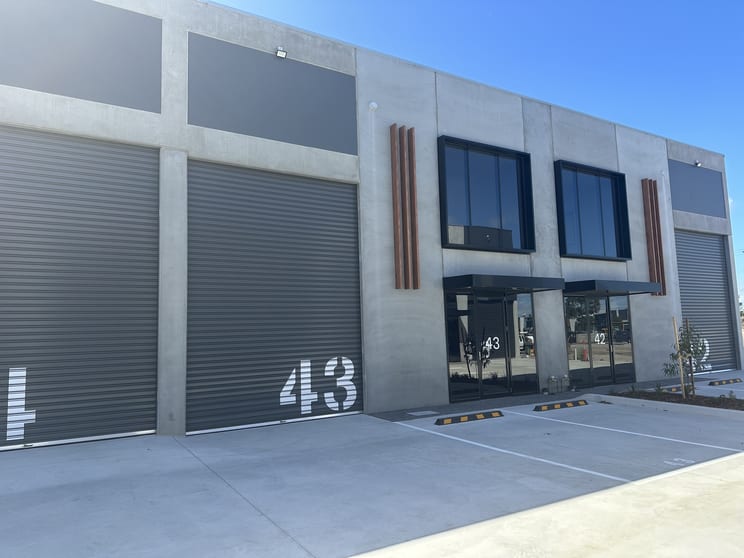 Click to view all images 43/21-25 Chambers Road Altona North VIC 3025 - Image 1