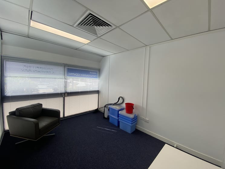Click to view all images 16/42 Bundall Road Bundall QLD 4217 - Image 2