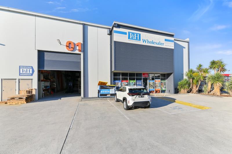 Click to view all images Unit 1/1225 Koo Wee Rup Road Pakenham VIC 3810 - Image 3