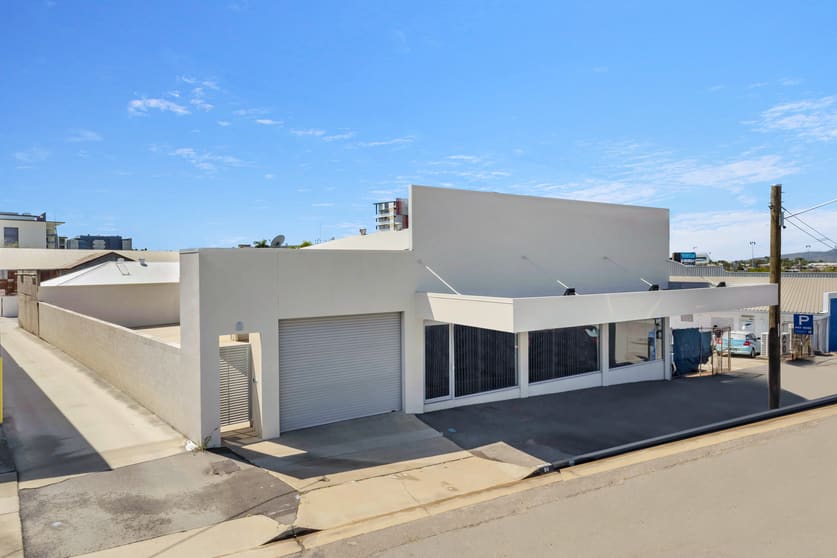 Click to view all images 1 Jones Street Townsville City QLD 4810 - Image 1