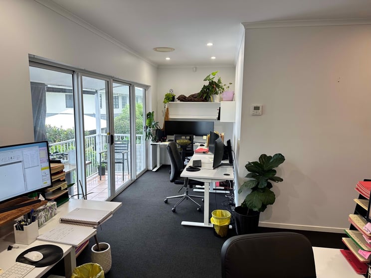 Click to view all images 4/57-59 Mary Street Noosaville QLD 4566 - Image 3