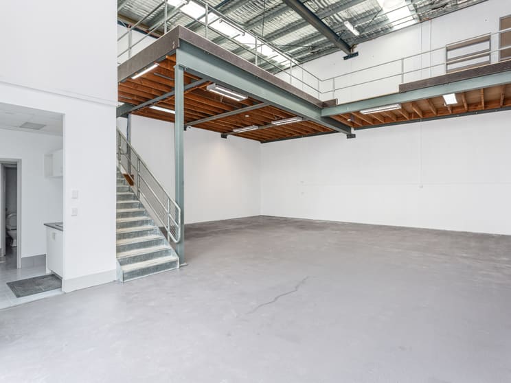 Click to view all images Unit 10/19-26 Durian Place Wetherill Park NSW 2164 - Image 2