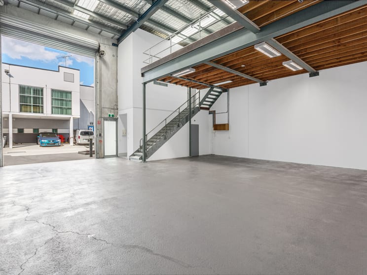 Click to view all images Unit 10/19-26 Durian Place Wetherill Park NSW 2164 - Image 3