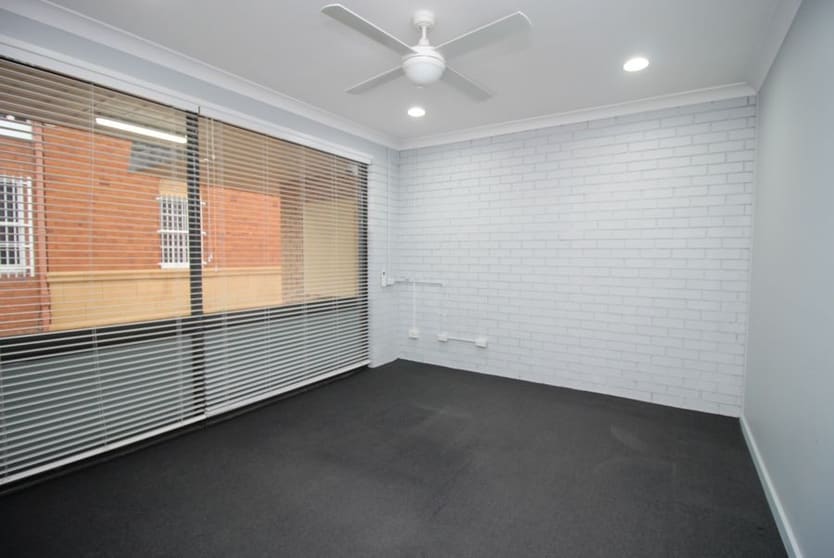 Click to view all images 2/166 Kelly Street Scone NSW 2337 - Image 3
