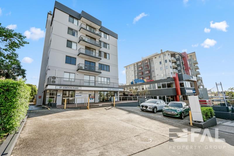 Click to view all images Ground Suite 3/37 Station Road Indooroopilly QLD 4068 - Image 1