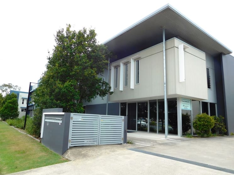 Click to view all images 2/8 Exeter Way Caloundra West QLD 4551 - Image 1