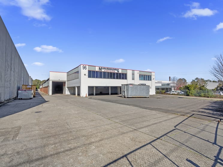 Click to view all images 96 Station Street Nunawading VIC 3131 - Image 2