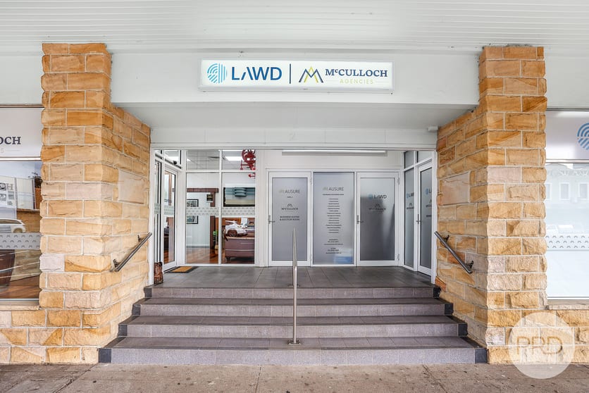 Click to view all images 2 Brisbane Street Tamworth NSW 2340 - Image 3