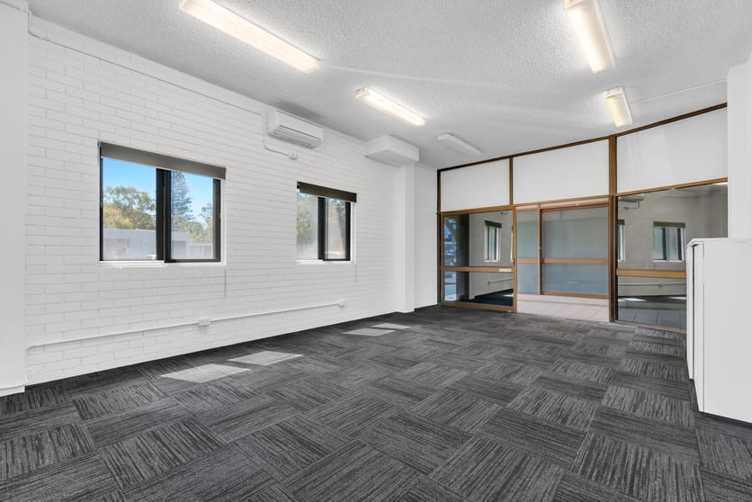 Click to view all images 5/67 Bulcock Street Caloundra QLD 4551 - Image 2