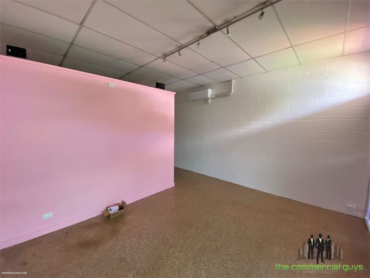 Click to view all images 2/86 Bells Pocket Rd Strathpine QLD 4500 - Image 3