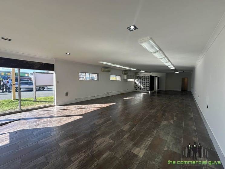 Click to view all images 94 Sutton St Redcliffe QLD 4020 - Image 3