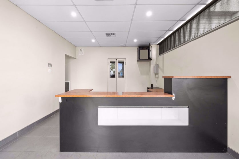 Click to view all images 5 Neerim Crescent Mitchell Park VIC 3355 - Image 3