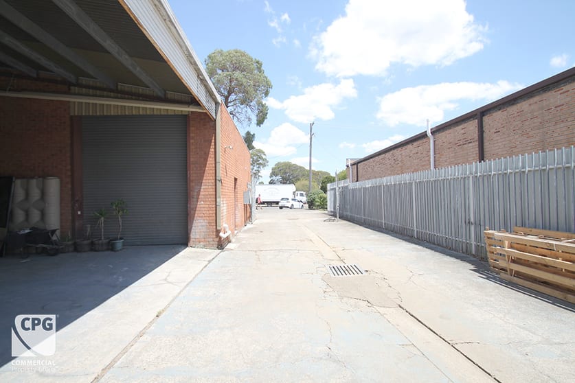 Click to view all images Ingleburn NSW 2565 - Image 2