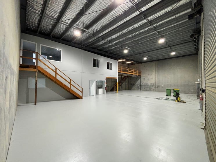 Click to view all images 4/15 Hook Street Capalaba QLD 4157 - Image 3