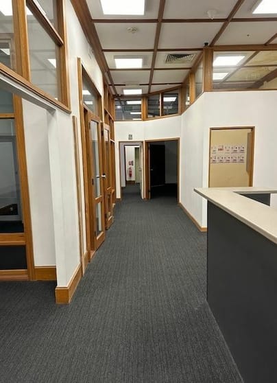 Click to view all images 1/72 Currie Street Adelaide SA 5000 - Image 3