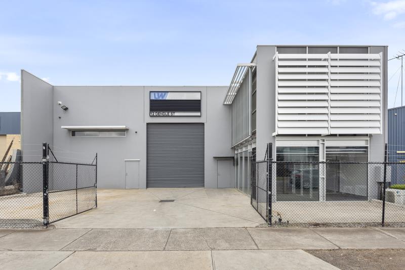 Click to view all images 12 Dendle Street/12 Dendle Street Grovedale VIC 3216 - Image 1