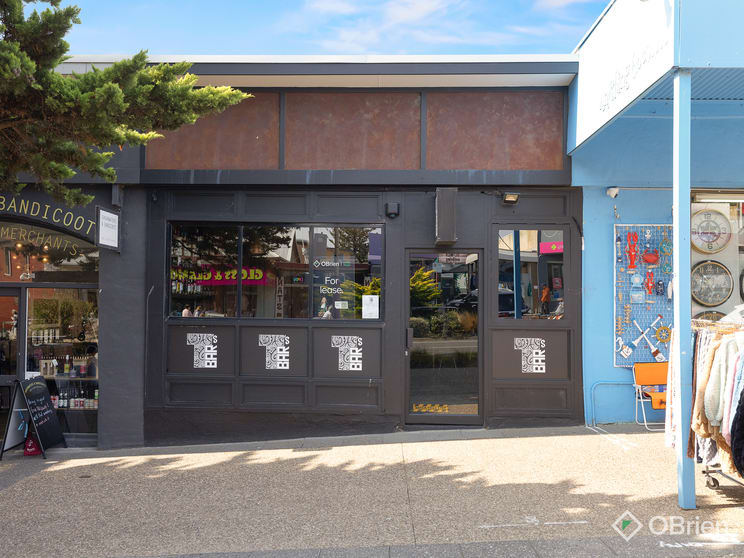 Click to view all images 13 Thompson Avenue Cowes VIC 3922 - Image 2
