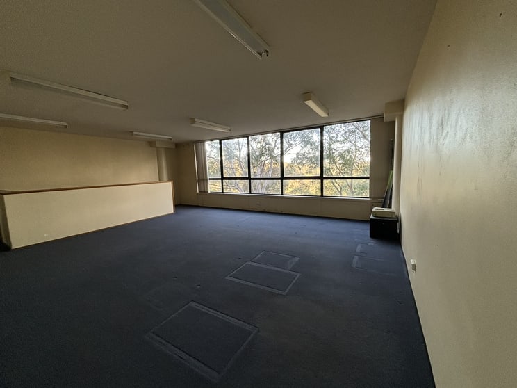 Click to view all images 6/45 Leighton Place Hornsby NSW 2077 - Image 3