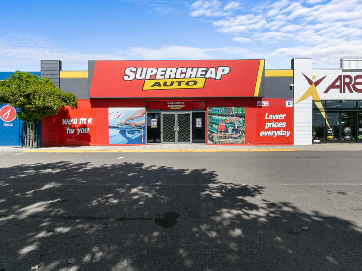 Click to view all images 93 Princes Street Traralgon VIC 3844 - Image 2
