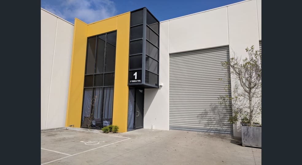 1/3 Torca Terrace Mornington VIC 3931 - Image 1