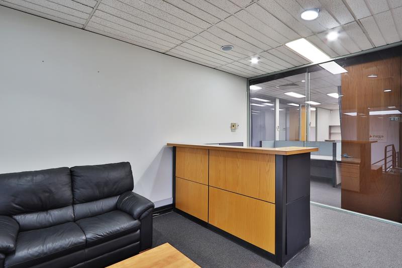 Click to view all images Suite 4/400 High Street Kew VIC 3101 - Image 2