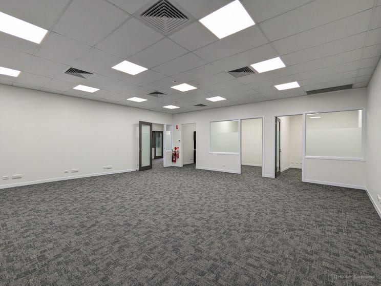 Click to view all images 2/5 Mill Street Toowoomba City QLD 4350 - Image 2
