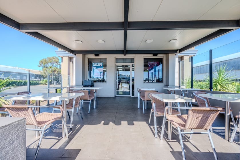 Click to view all images 49 Jondaryan Avenue Griffith NSW 2680 - Image 1