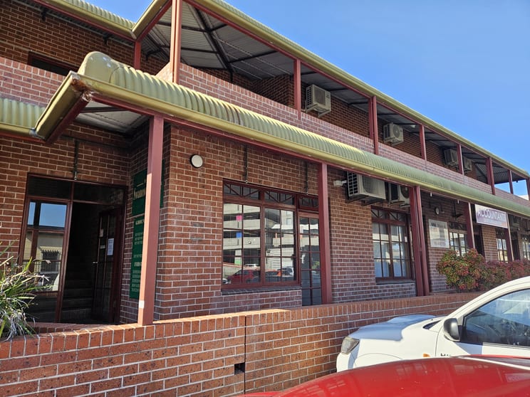 Click to view all images 4/36 Railway Street Woy Woy NSW 2256 - Image 1