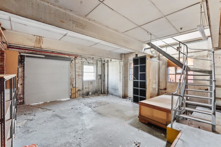 Click to view all images 157 Auburn Road Hawthorn VIC 3122 - Image 3