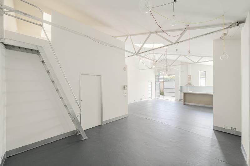 Click to view all images 8/1 Amsterdam Street Richmond VIC 3121 - Image 3