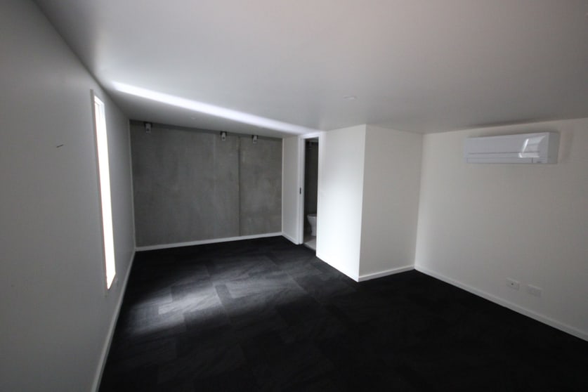 Click to view all images 6/9 Melaleuca Drive Cheltenham VIC 3192 - Image 3