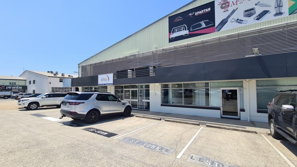 Click to view all images 13/919-925 Nudgee Road Banyo QLD 4014 - Image 1