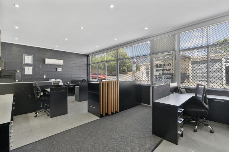 Click to view all images 481 Main Road Montrose TAS 7010 - Image 2